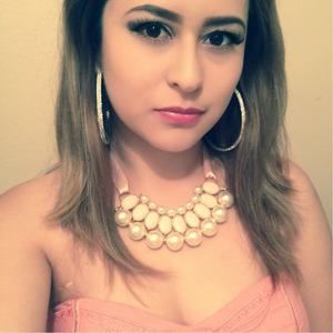 Meet your Posher, Laureen